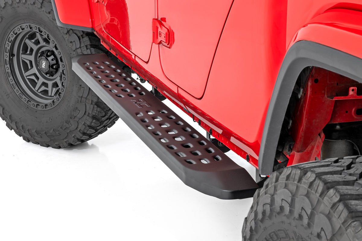 44008 running board gladiator 20 26