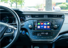 Picture of apple carplay receiver in Toyota Avalon