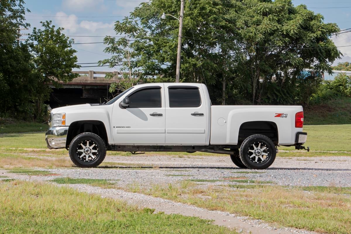 lift kit gm 2500 suburban yukon 01 10 bear de