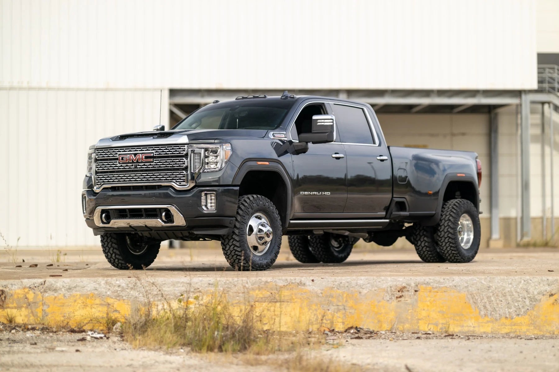 lift kit silverado sierra 3500 20 26 near me
