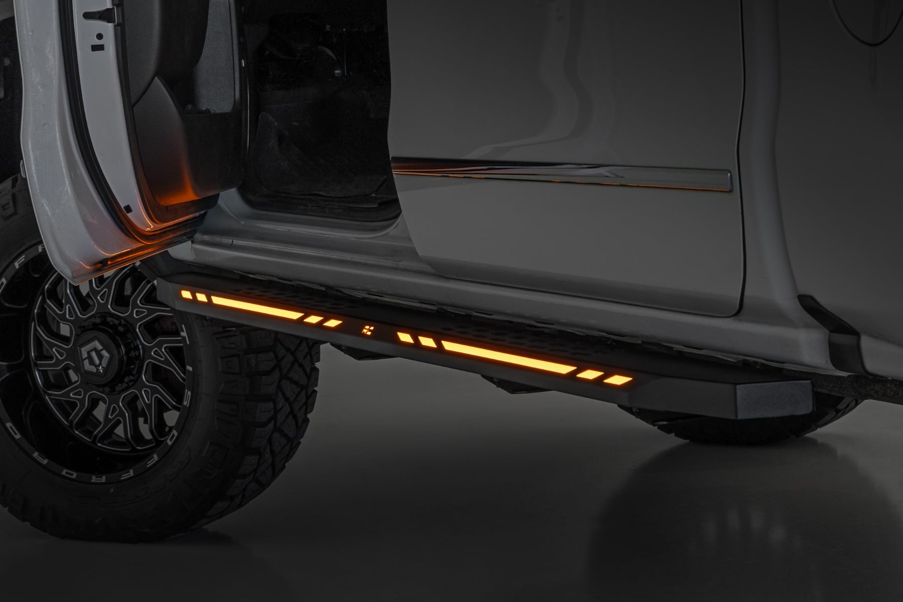 running board chevy silverado 07 18 near me