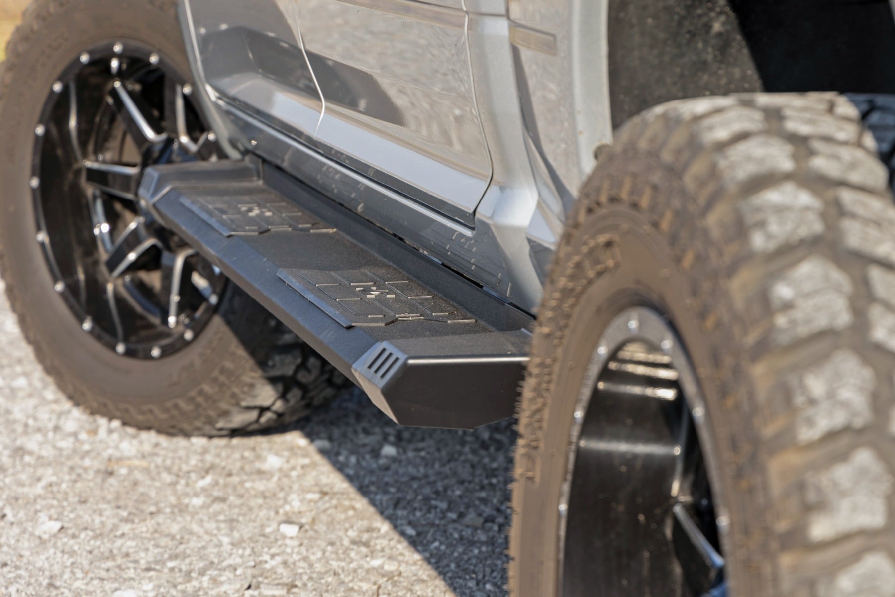 running board ram 1500 2500 10 26 delawatre