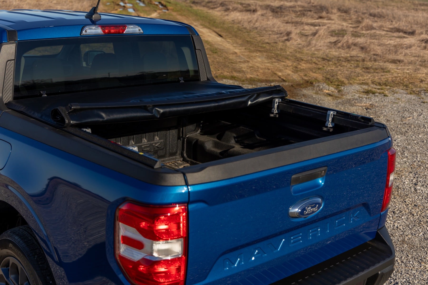 tonneau cover ford maverick 2022 26 DELAWARE