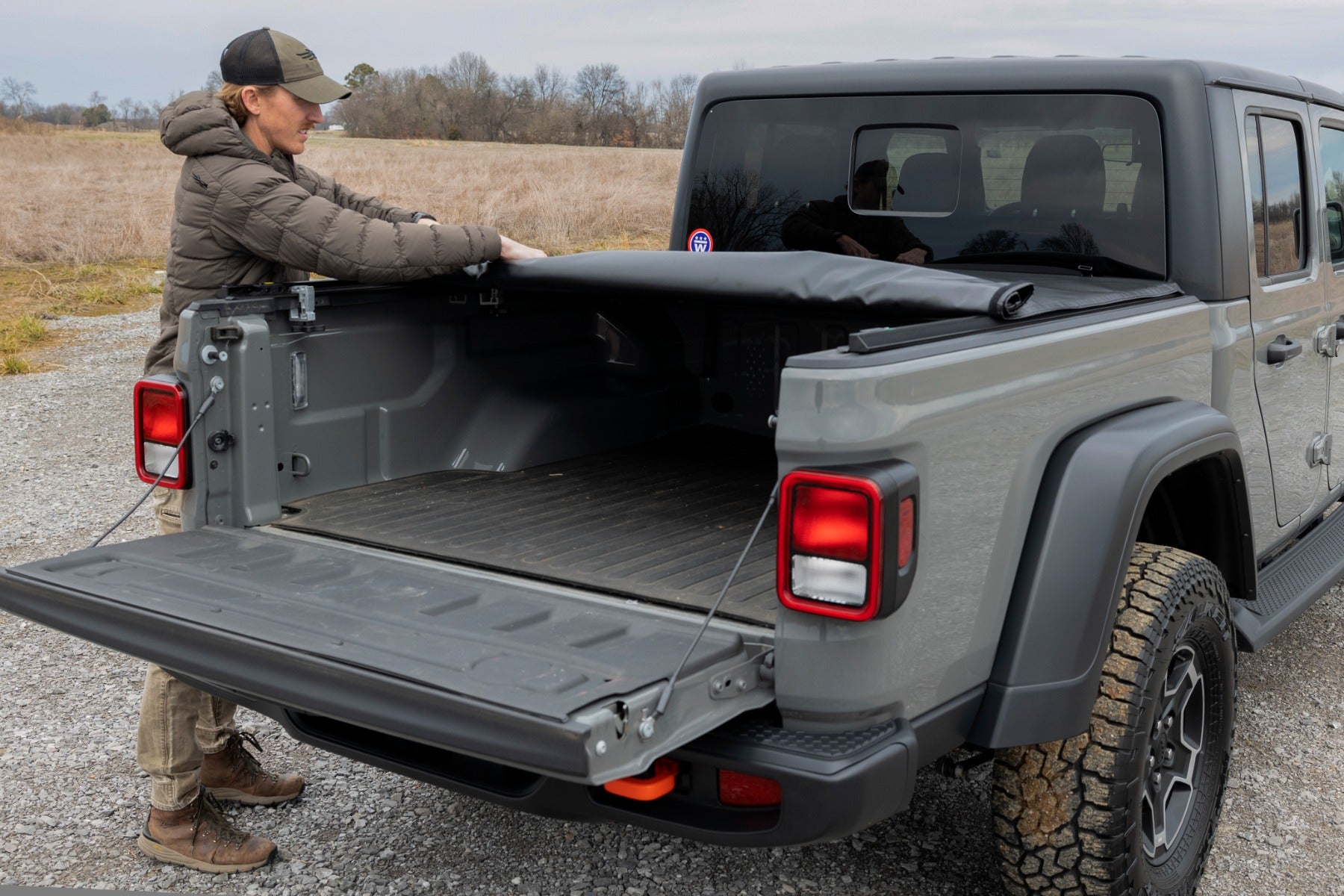 tonneau cover gladiator 20 26 delaware
