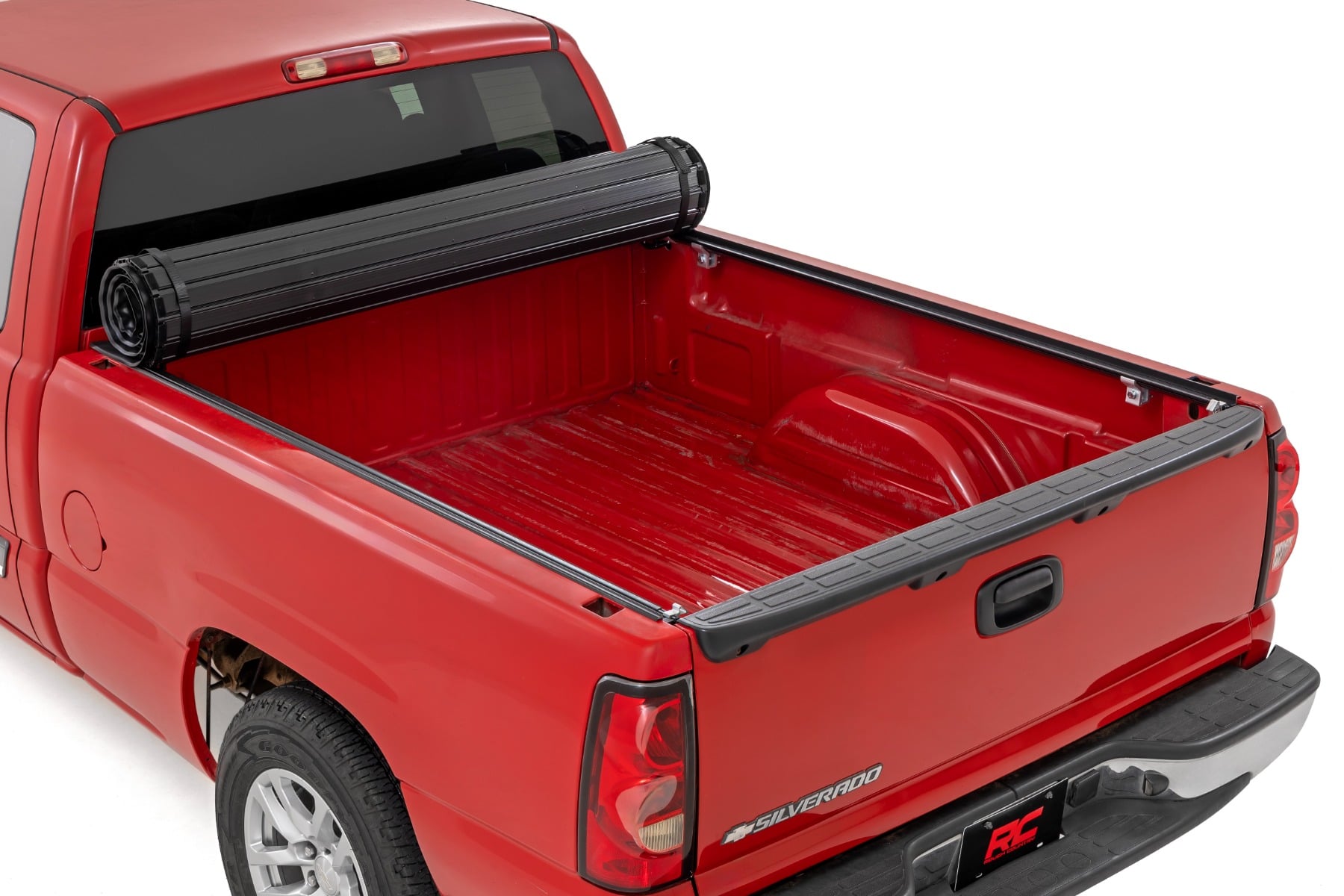 tonneau cover silverado sierra 00 07 near me
