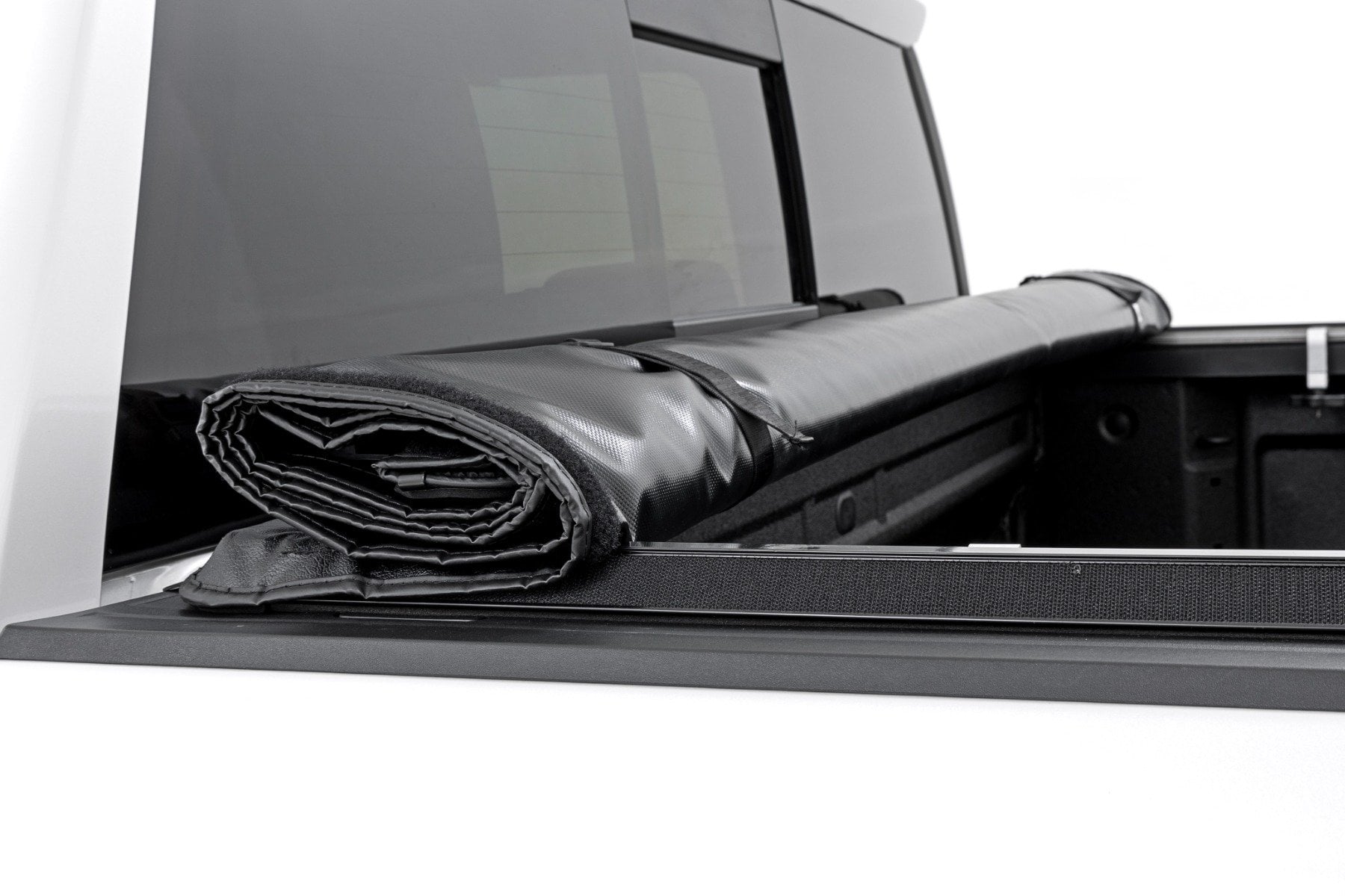 tonneau cover silverado sierra 1500 19 26 bear de