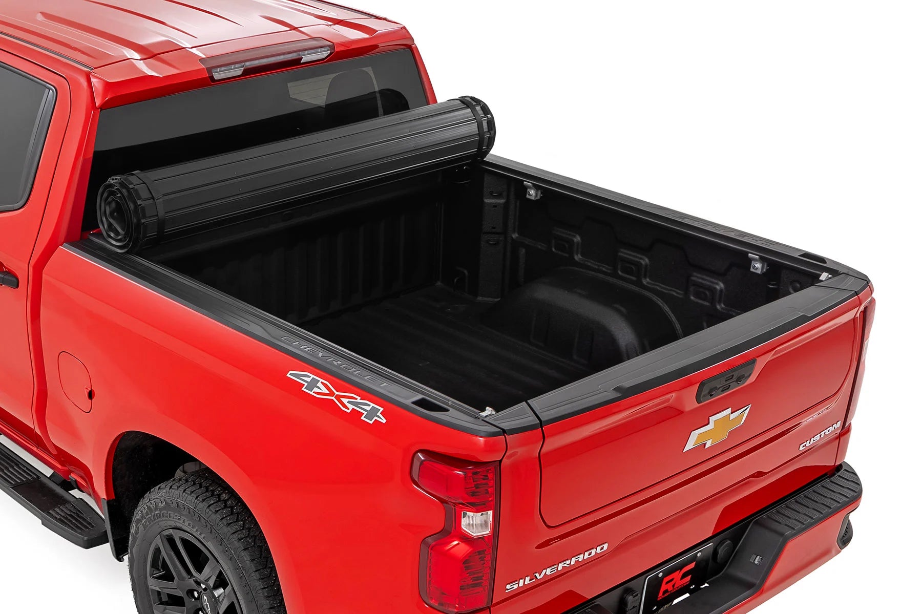tonneau cover silverado sierra 19 26 near me
