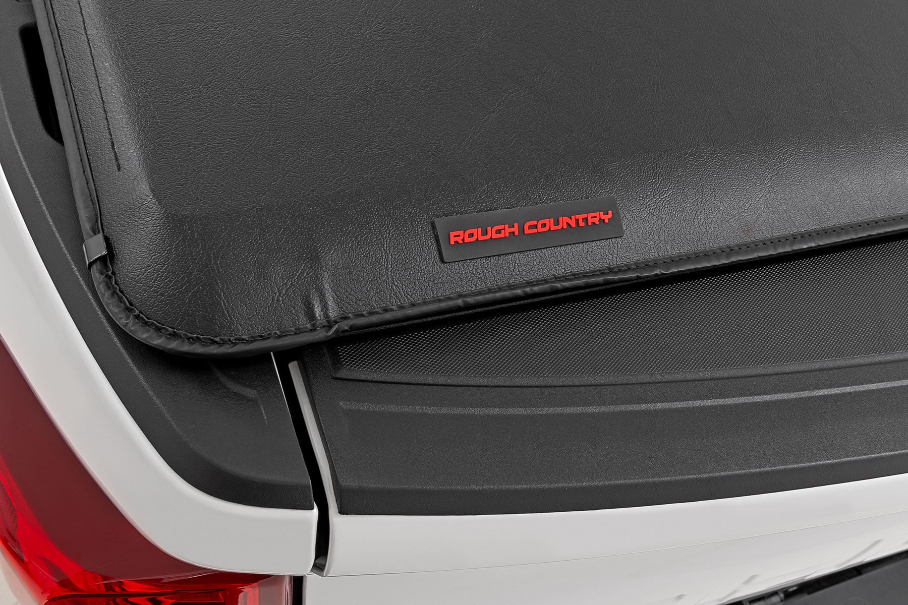 tonneau cover tacoma 16 23 delaware
