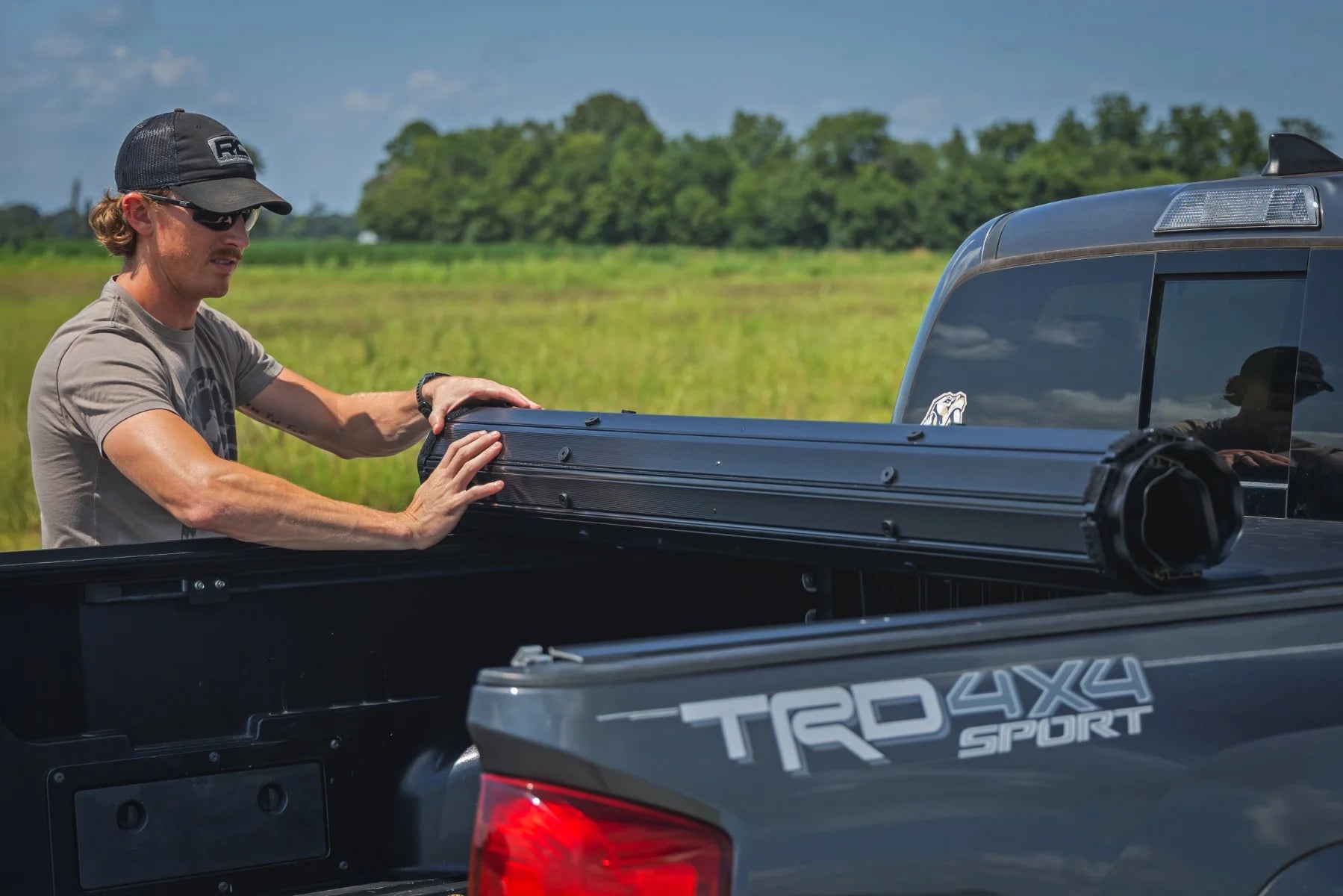 tonneau cover tacoma 2016 2023 NEAR ME