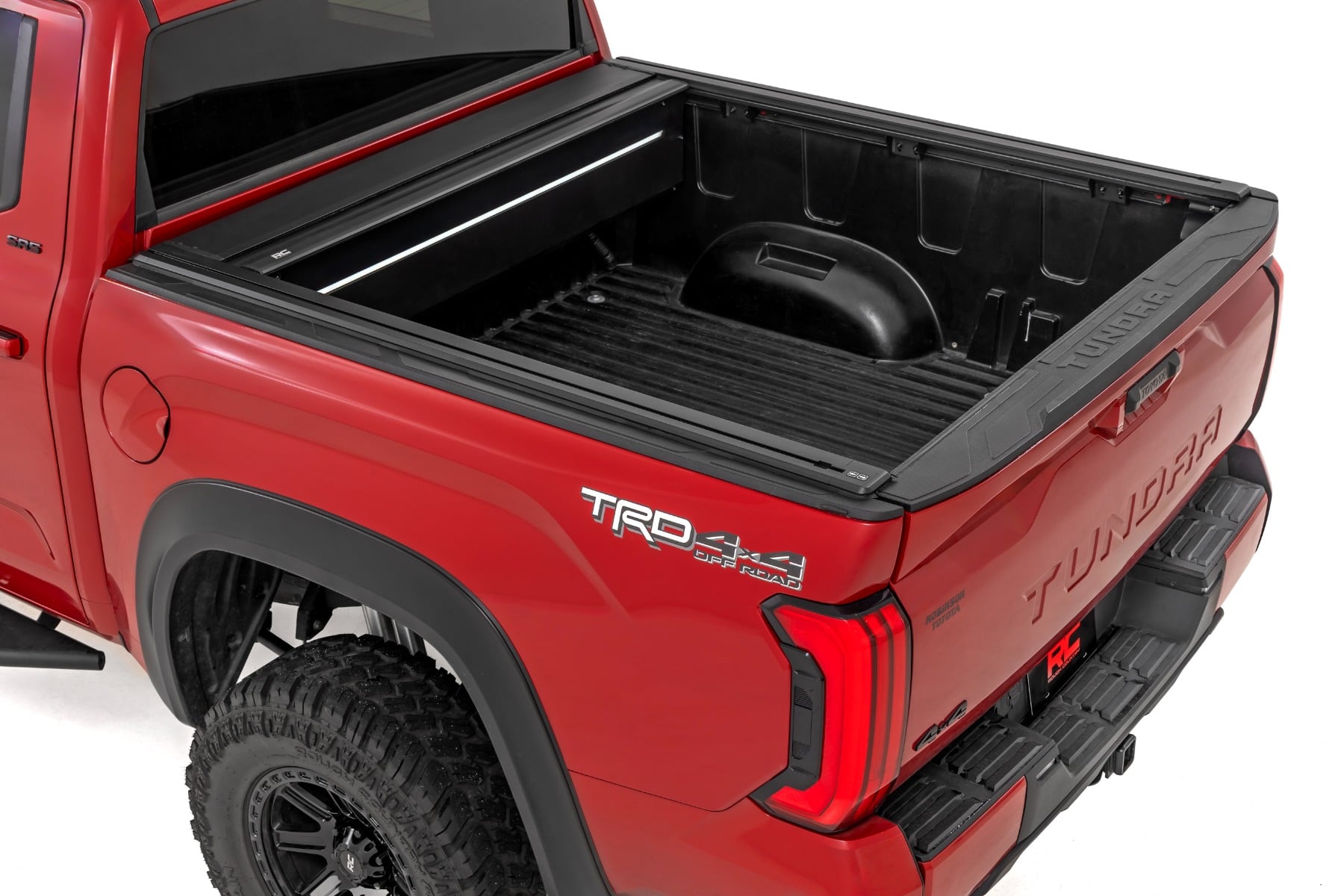 tonneau cover toyota tundra 22 26 DE