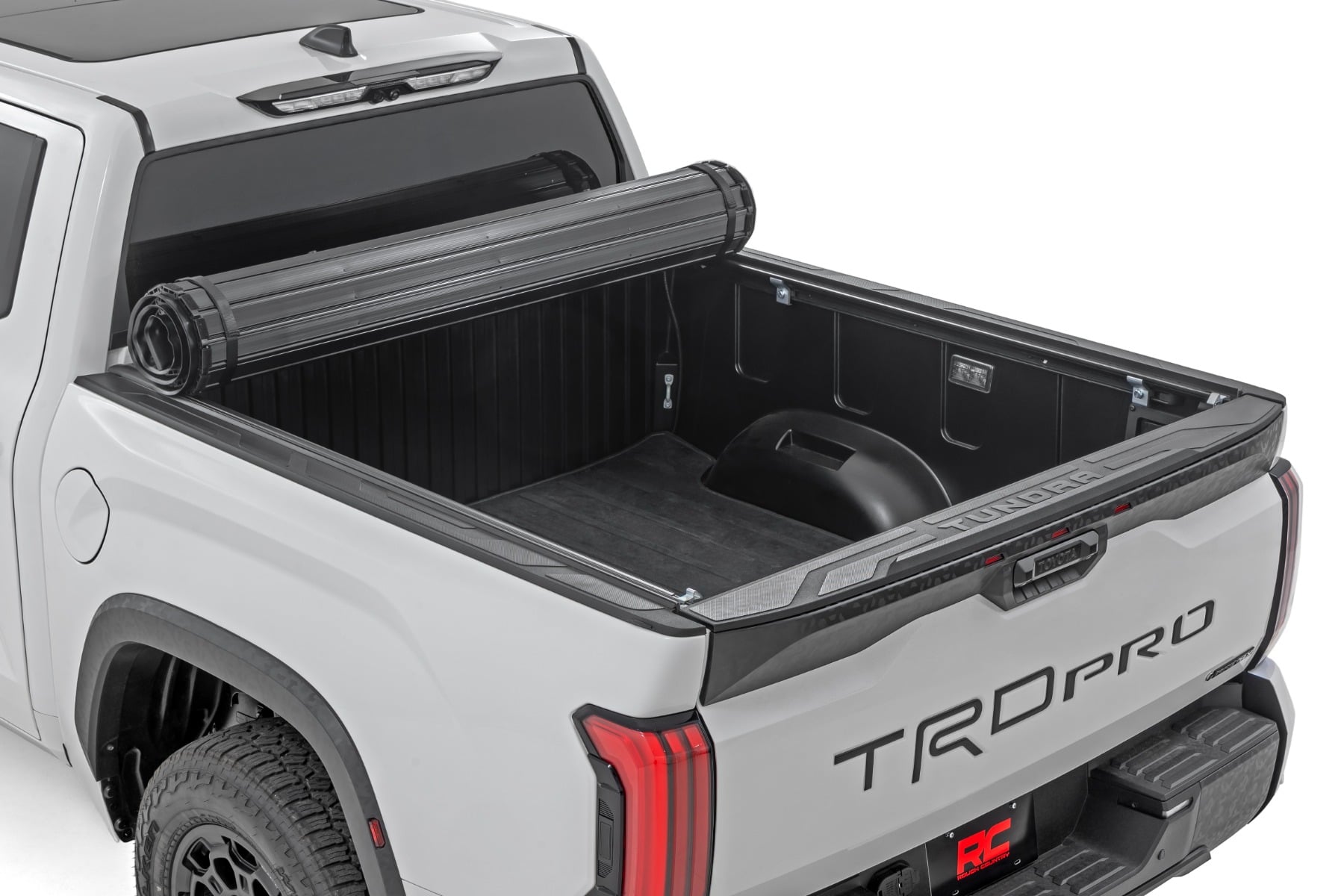 tonneau cover tundra 2022 2026 near me